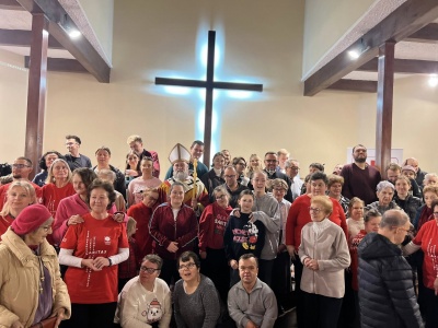 Adwentowe spotkanie chorych i seniorów